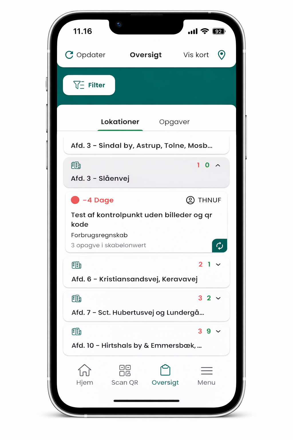 NemDKV-appen på en mobil: oversigt over lokationer og opgaver med adgang til QR-scanning